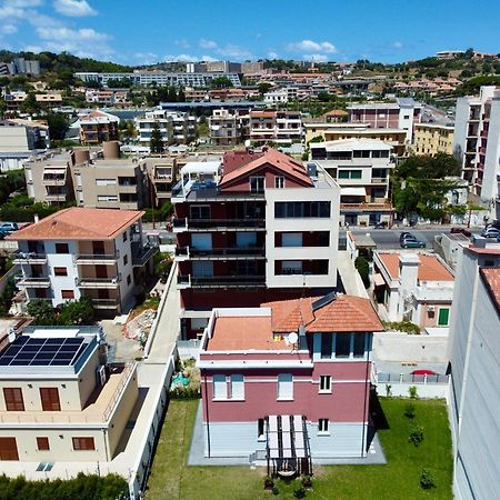 Il Salotto Sul Mare Daire Messina Dış mekan fotoğraf