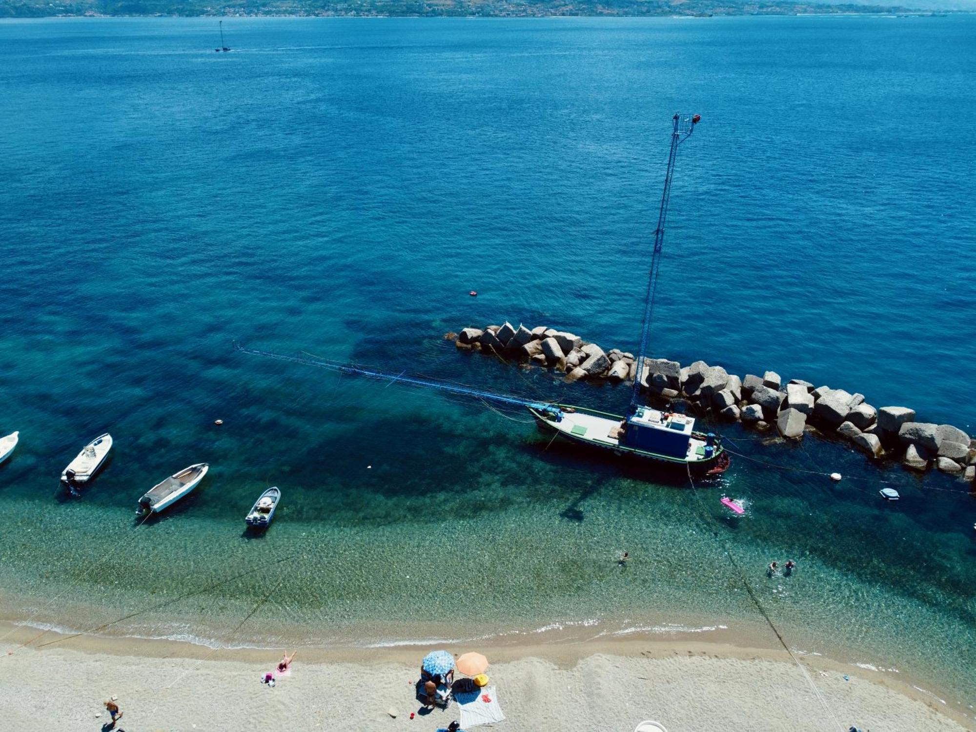 Il Salotto Sul Mare Daire Messina Dış mekan fotoğraf