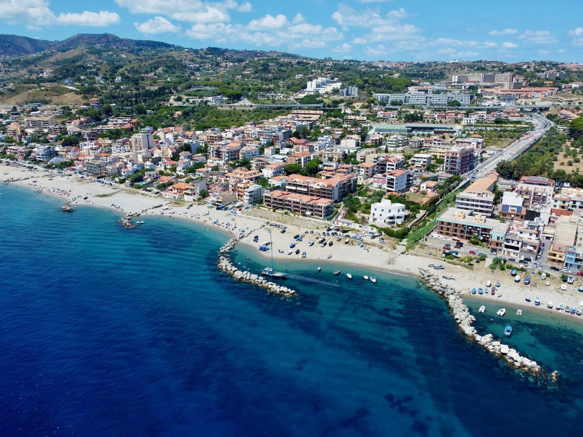 Il Salotto Sul Mare Daire Messina Dış mekan fotoğraf