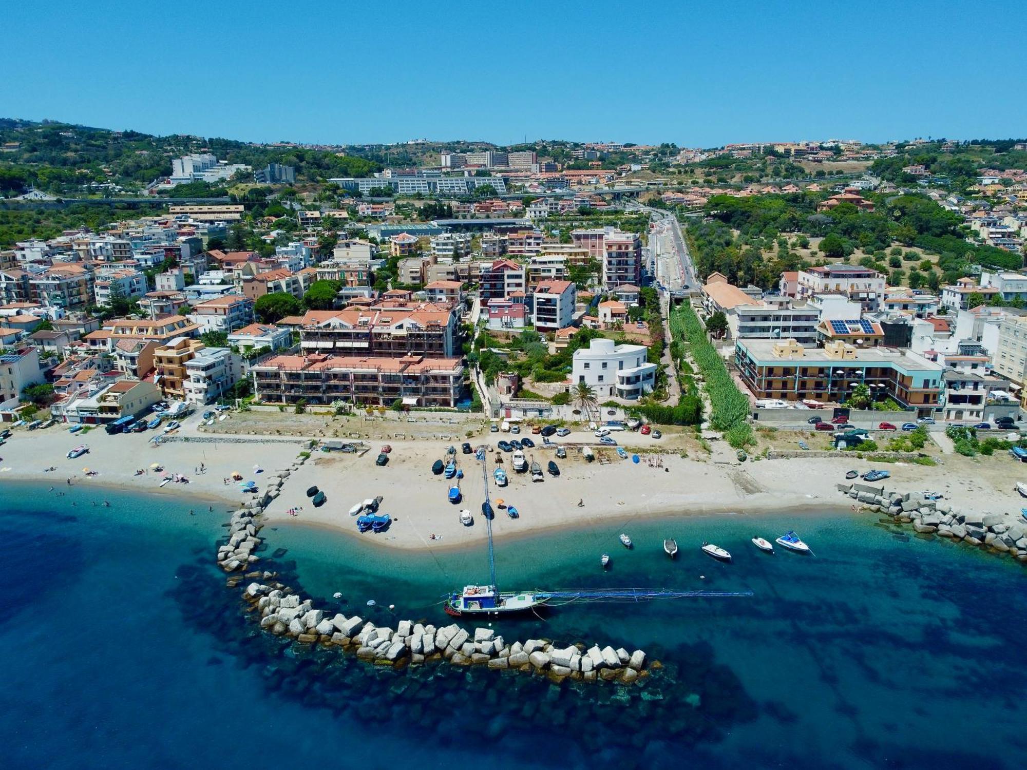 Il Salotto Sul Mare Daire Messina Dış mekan fotoğraf